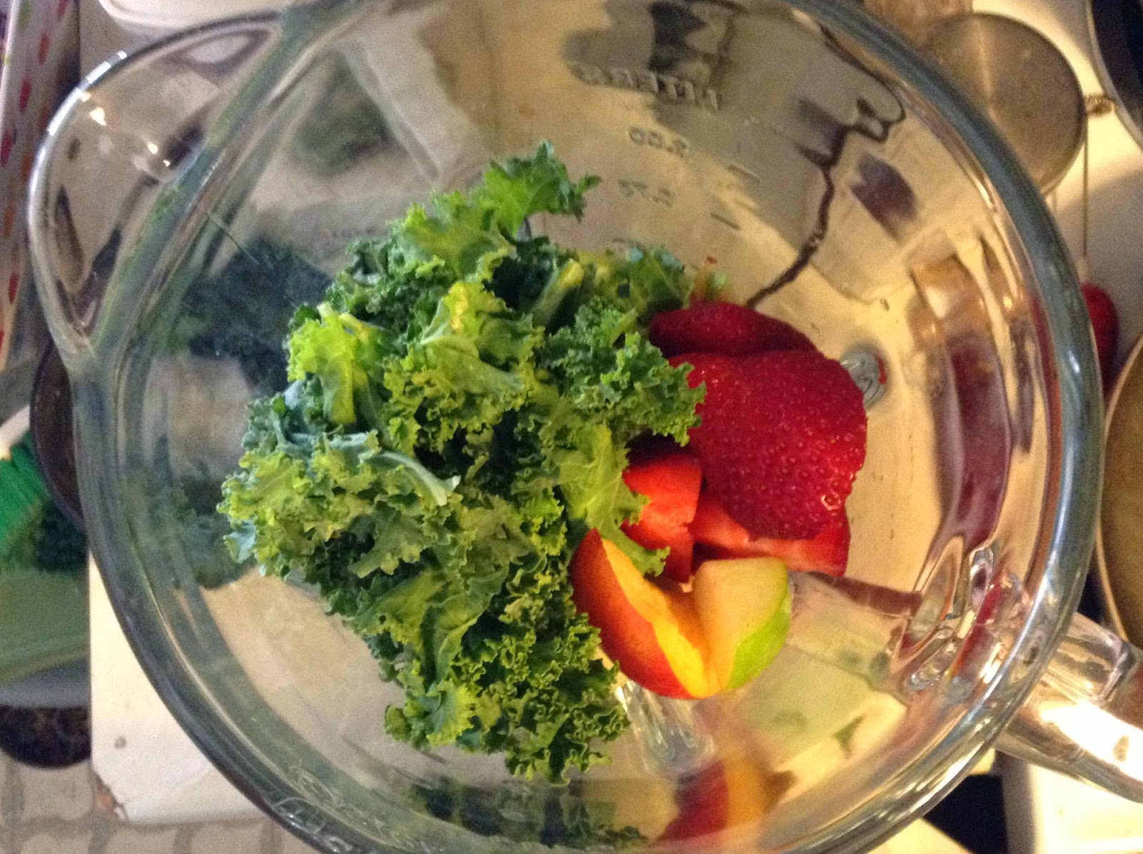 Your Girl for all Seasonings Kale Apple Berry Smoothie