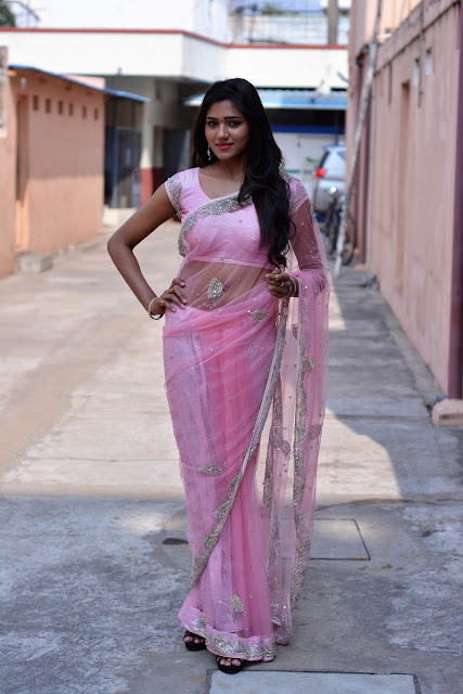 Actress Shalu Chourasiya Inaugurates Pochampally IKAT art mela at Vijayawada Actress Shalu Chourasiya Inaugurates Pochampally IKAT art mela at Vijayawada