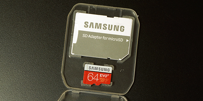SAMSUNG EVO+ microSDXCカード 64GB（MB-MC64DA/FFP）の付属品