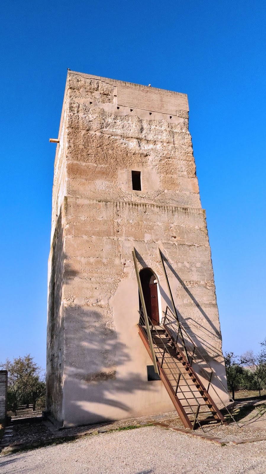 notas cordobesas: LA TORRE DE DON LUCAS