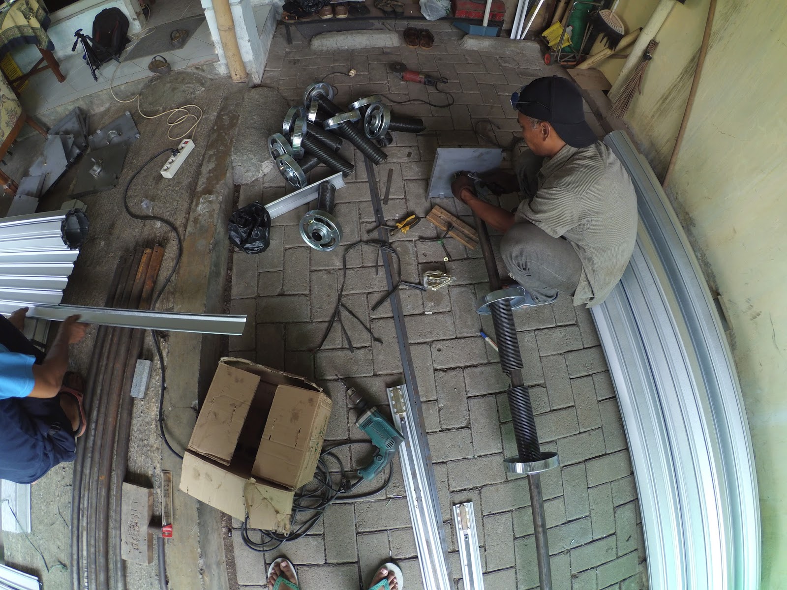 HARGA FOLDING GATE DAN ROLLING DOOR JAKARTA HARGA FOLDING GATE JAKARTA