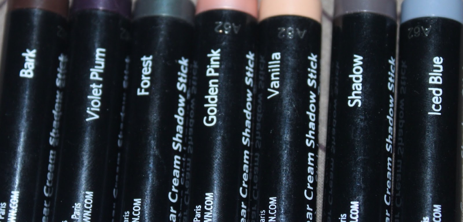 Bobbi Brown Long-Wear Cream Shadow Stick Bobbi Brown Long-Wear Cream Shadow Stick best eyeshadow pencil swatch review