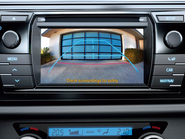 Novo Corolla 2014 - interior - câmera de ré