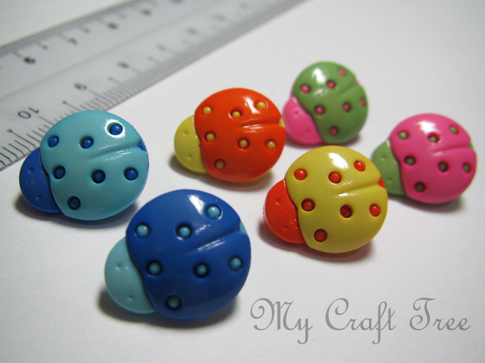 My Craft Tree Rainbow Ladybugs Buttons
