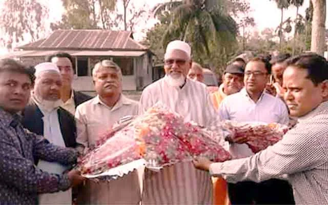 ইসলামপুরে এমপি দুলালের কলেজ পরিদর্শন 