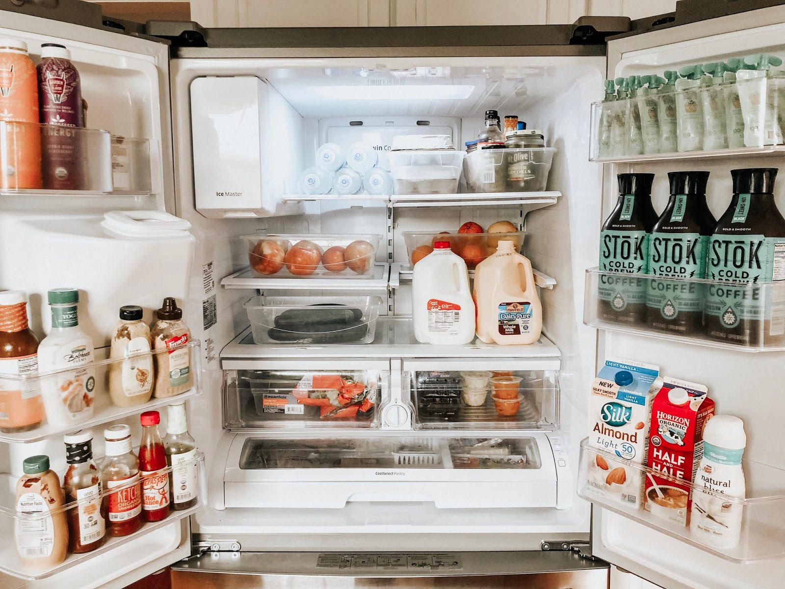 Chauncey Hollister Organizing My Samsung Refrigerator