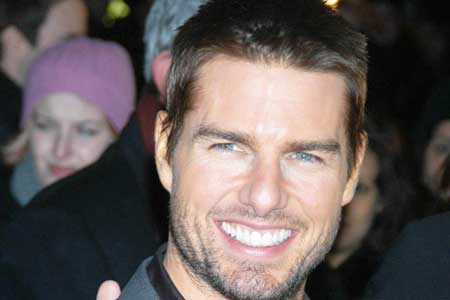 Tom Cruise Hairstyle Pictures - Celebrity Men Haircut Ideas ~ Hairstyles ID
