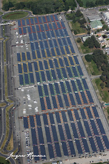 photo aerienne de la nouvelle centrale solaire de Bordeaux Lac