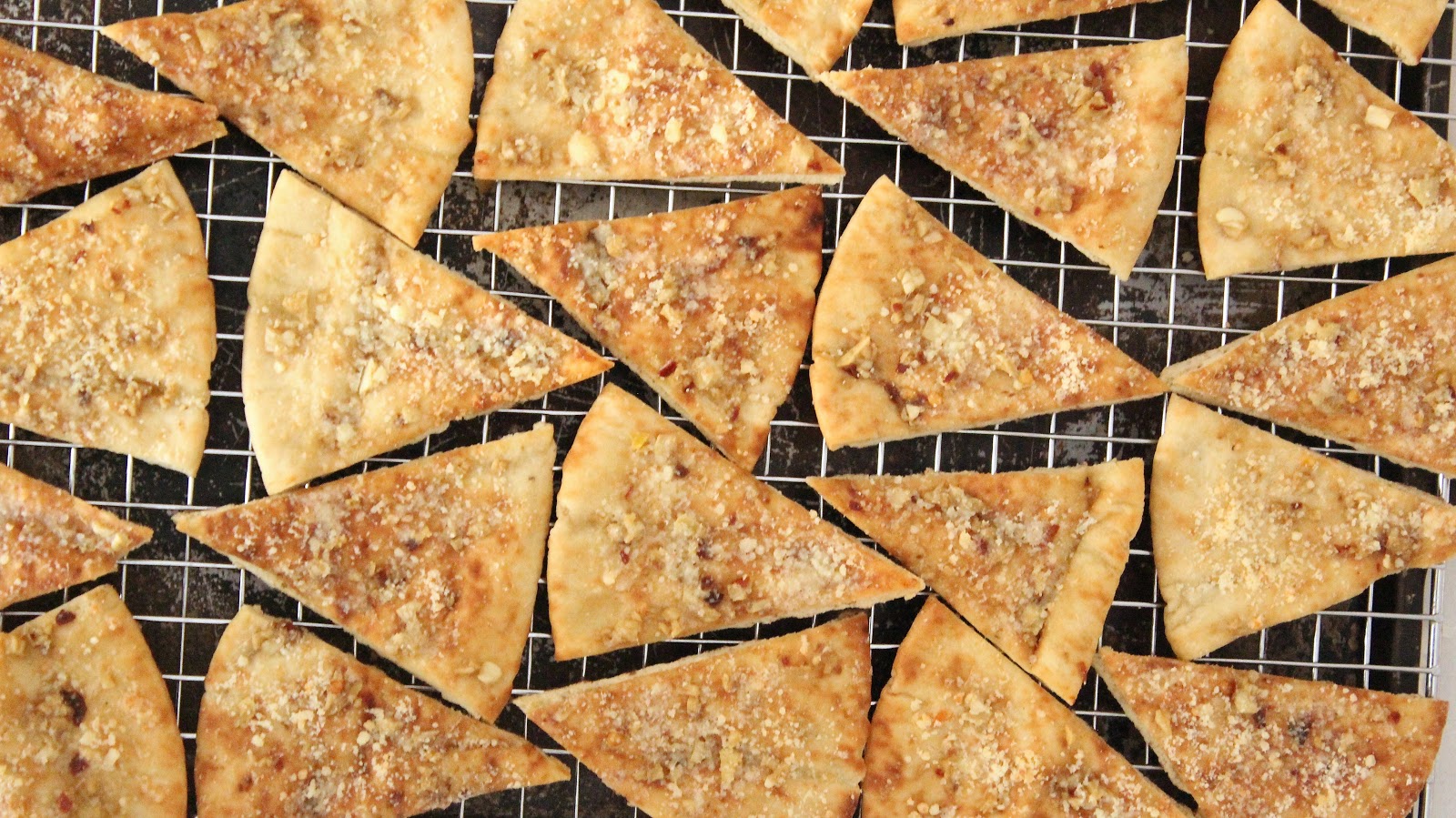 CHEESY GARLIC PITA CHIPS In Good Flavor Great Recipes Great Taste
