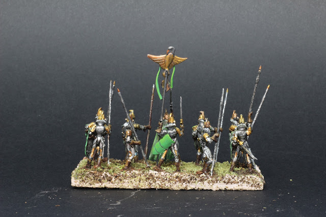 King of War :Les longues lances de la lignée. King of War :Les longues lances de la lignée.