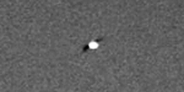 Strange shape-shifting UFO DSC06935.JPG