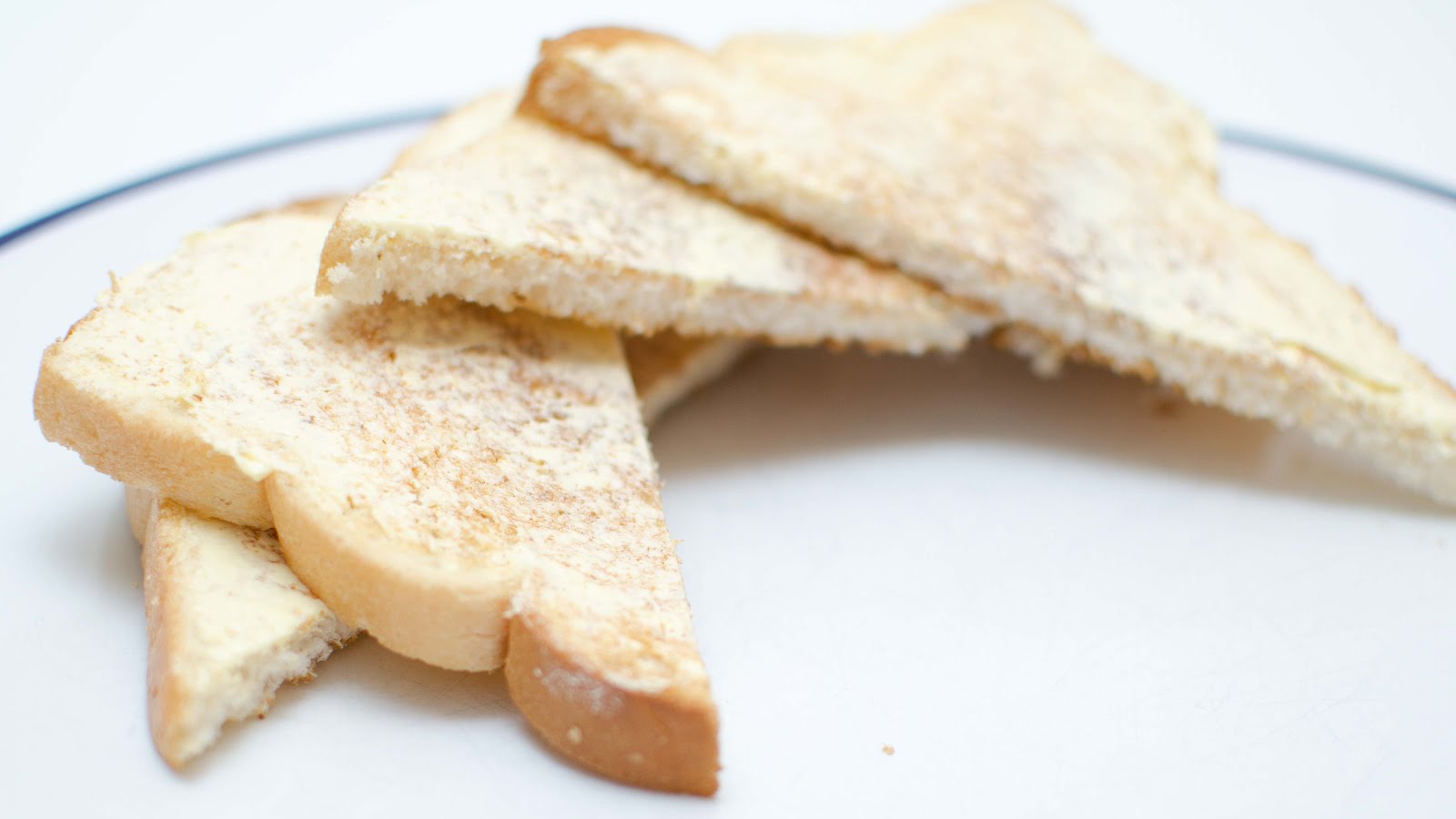 stuart webster photography Beans on toast with fish fingers