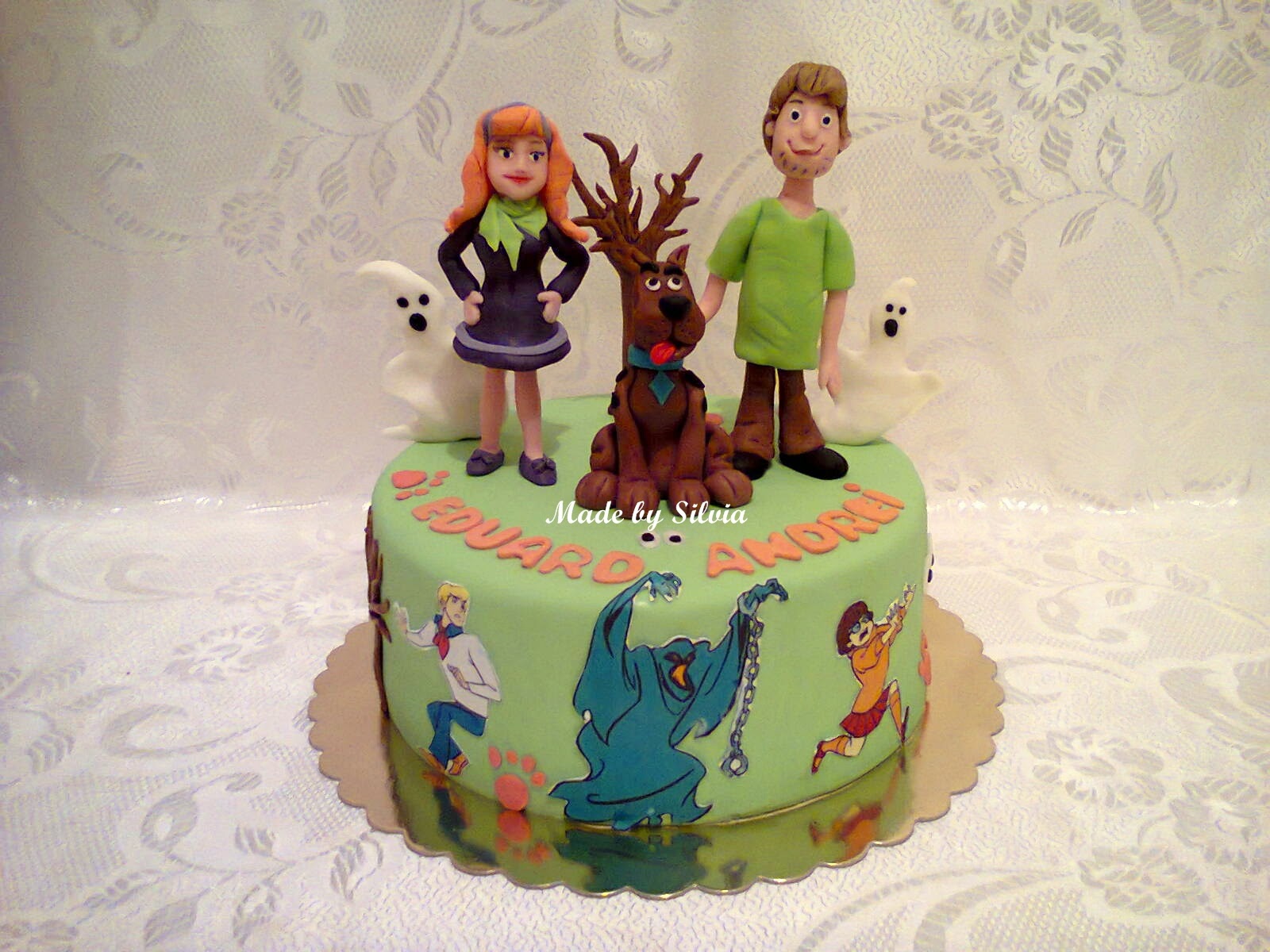 Tort Scooby Doo si prietenii