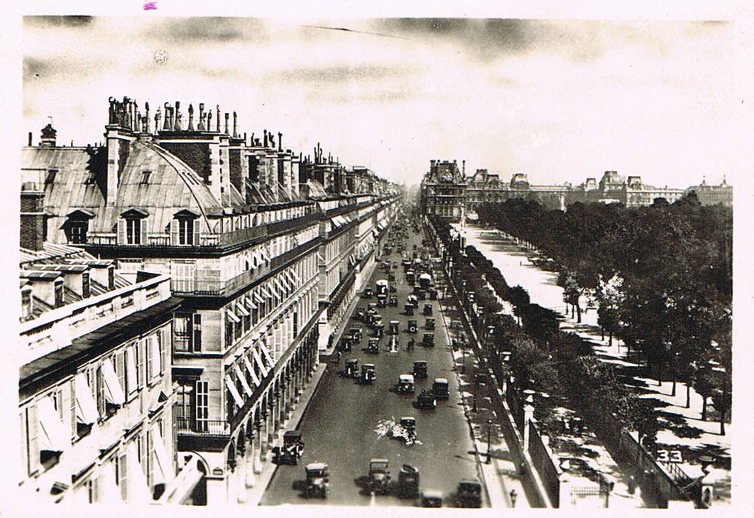Париж в 1945 году Париж в 1945 году