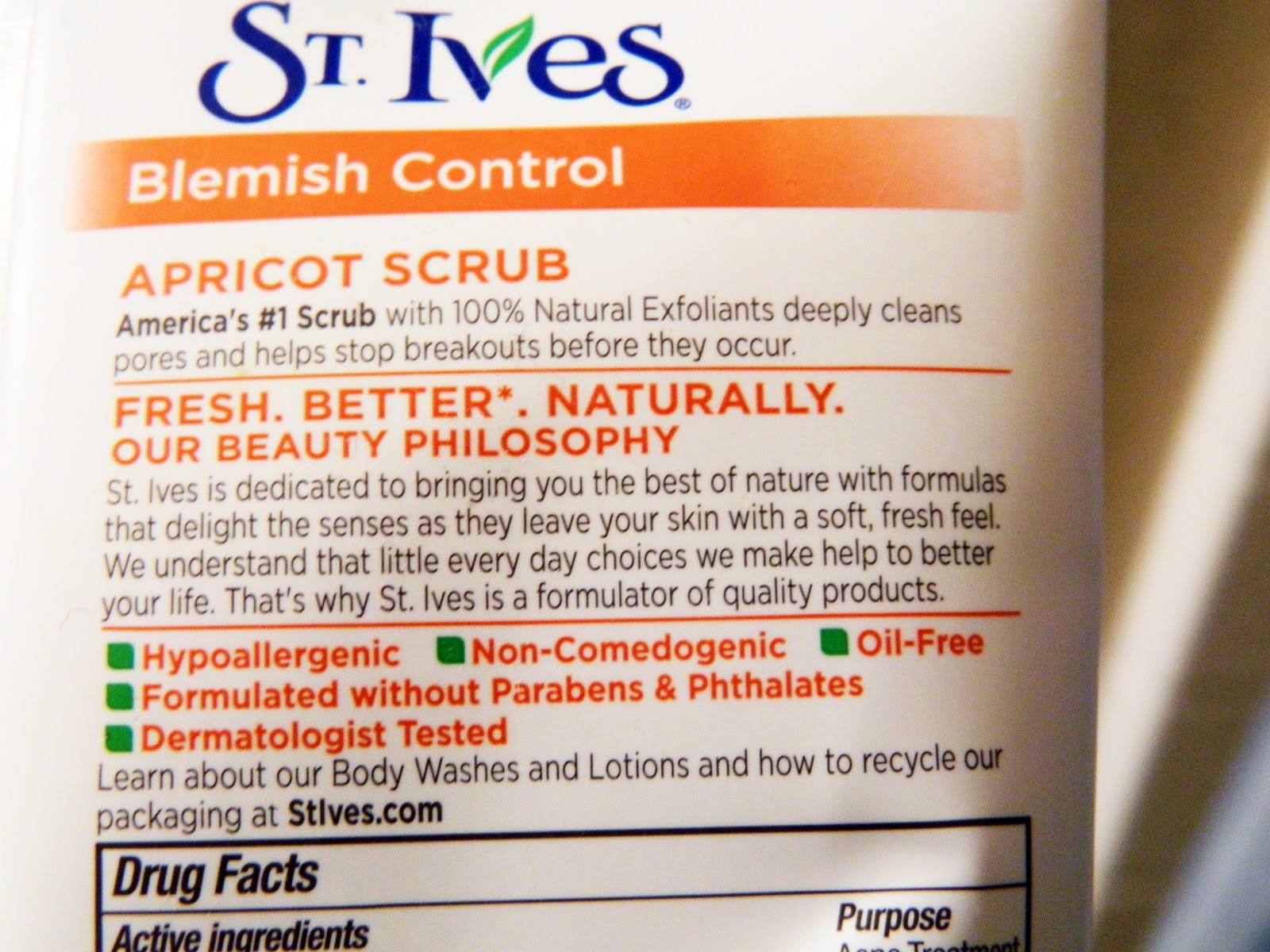 Review St. Ives Blemish Control Apricot Scrub Oil Free with