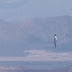 FILMAN MISTERIOSOS 'OVNIS' SOBRE LOS HANGARES DEL ÁREA 51