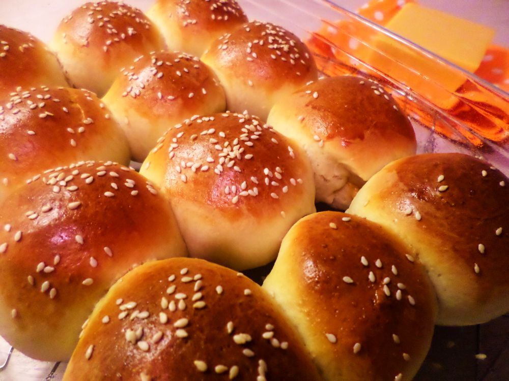 Dinner rolls stuffed with cheddar cheese Inji's Kitchen