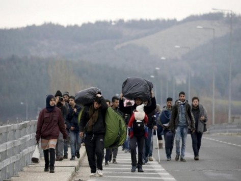 Αποκάλυψη φωτιά της WSJ: Το κρυφό σχέδιο της Ευρώπης για να εγκλωβιστούν οι πρόσφυγες στην Ελλάδα!