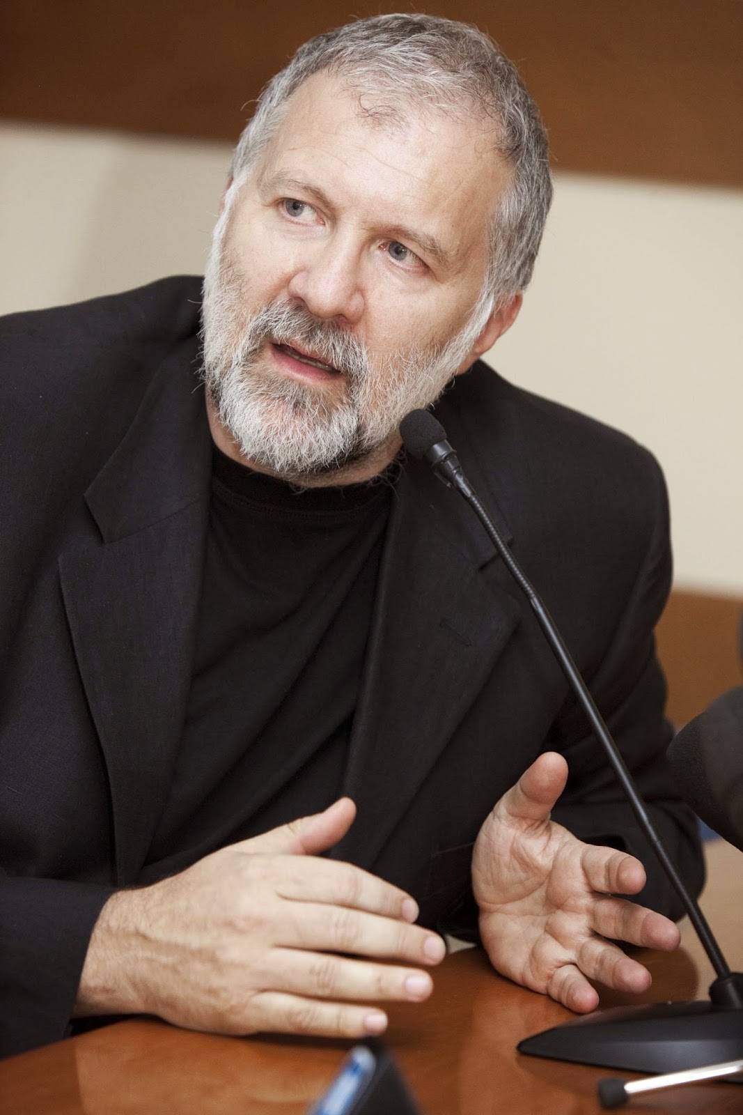 Il Blog di Pupottina: La ruga del cretino di Andrea Vitali e Massimo ...