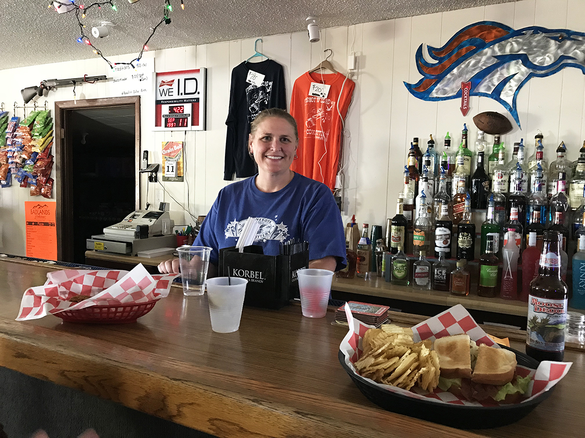 Trials and tribulations of a former railfan videographer Bartenders