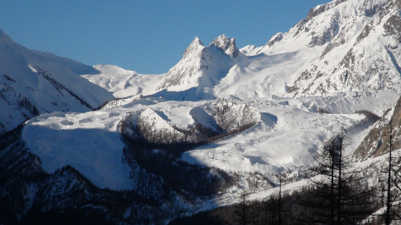 Chamonix-Mont-Blanc モンブランシャモニー: Hiroshi and Junko are back on ski