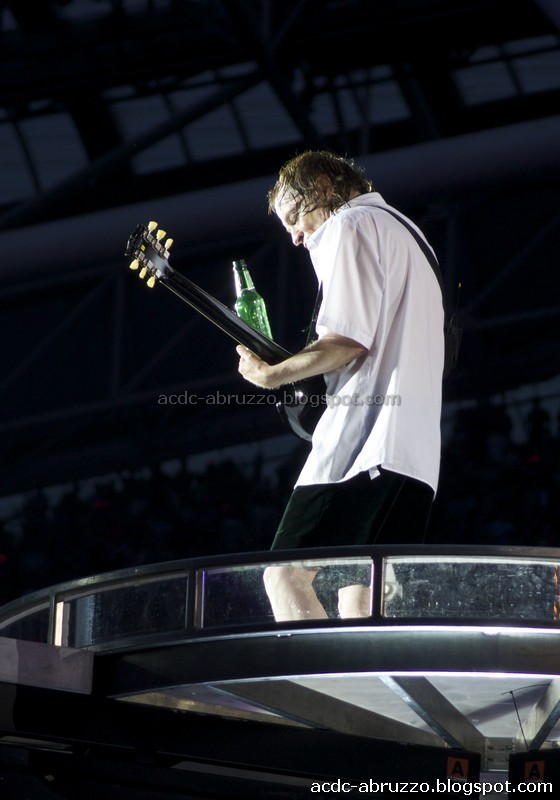 Ac Dc Rock Or Bust Tour 2015 Termine 1 Video Atomlabor