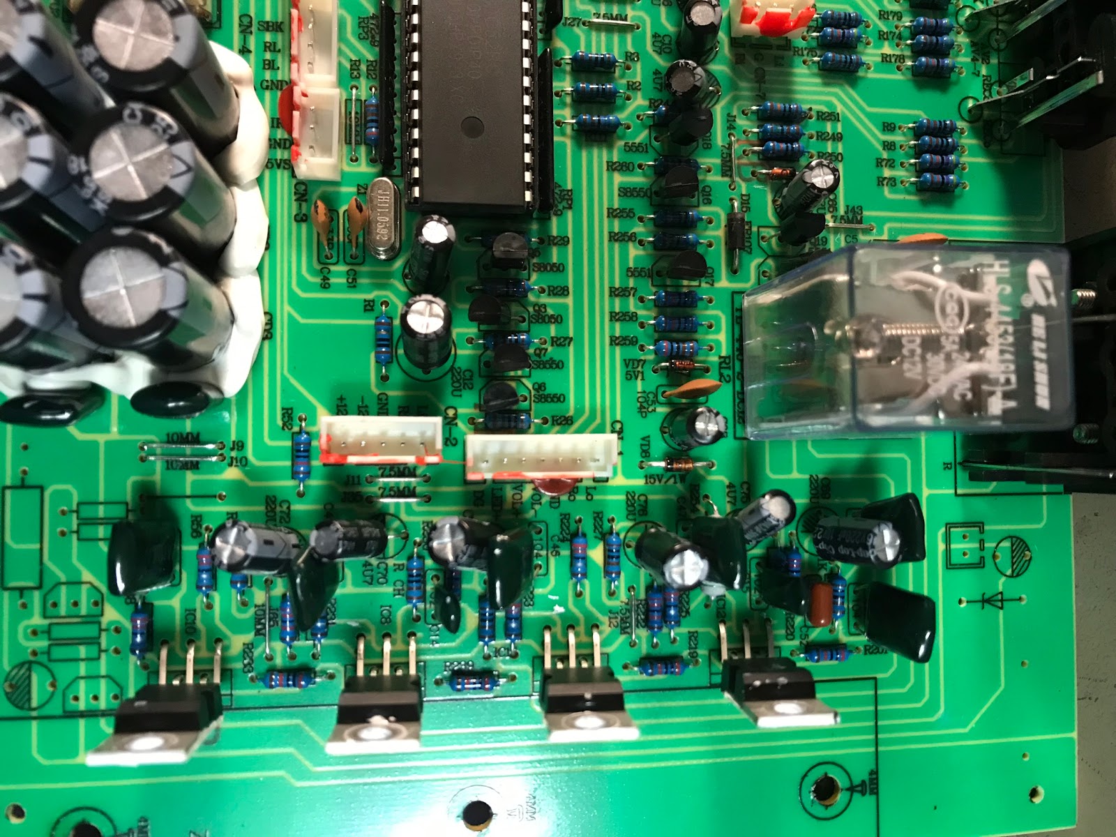 ESPRITAUDIO Auna AV2CD508BT Hi Fi Amplifier to High End Preamplifier