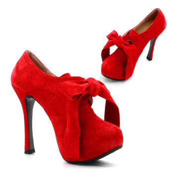 high heels with small heel