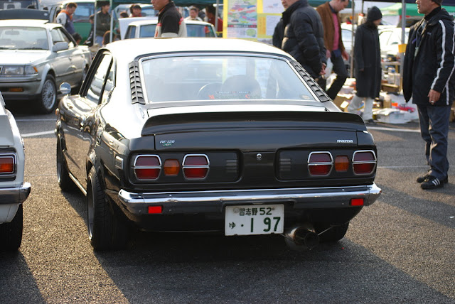 Mazda Savanna RX-3 stary japoński samochód oldschool klasyk sportowy