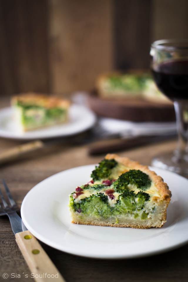 sia´s soulfood foodblog: Brokkoli-Quiche