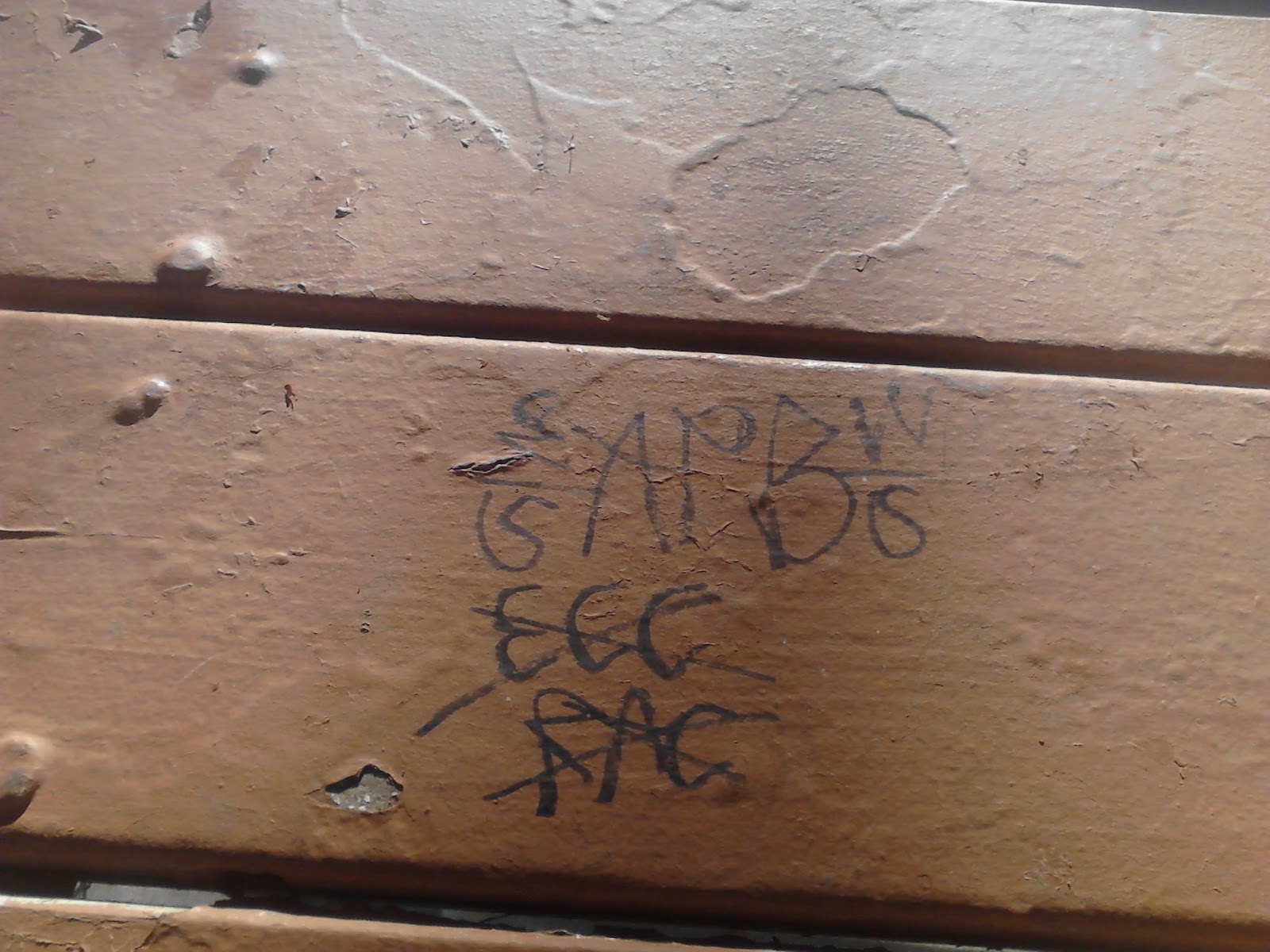 blood piru brims gangs graffiti Athens park blood