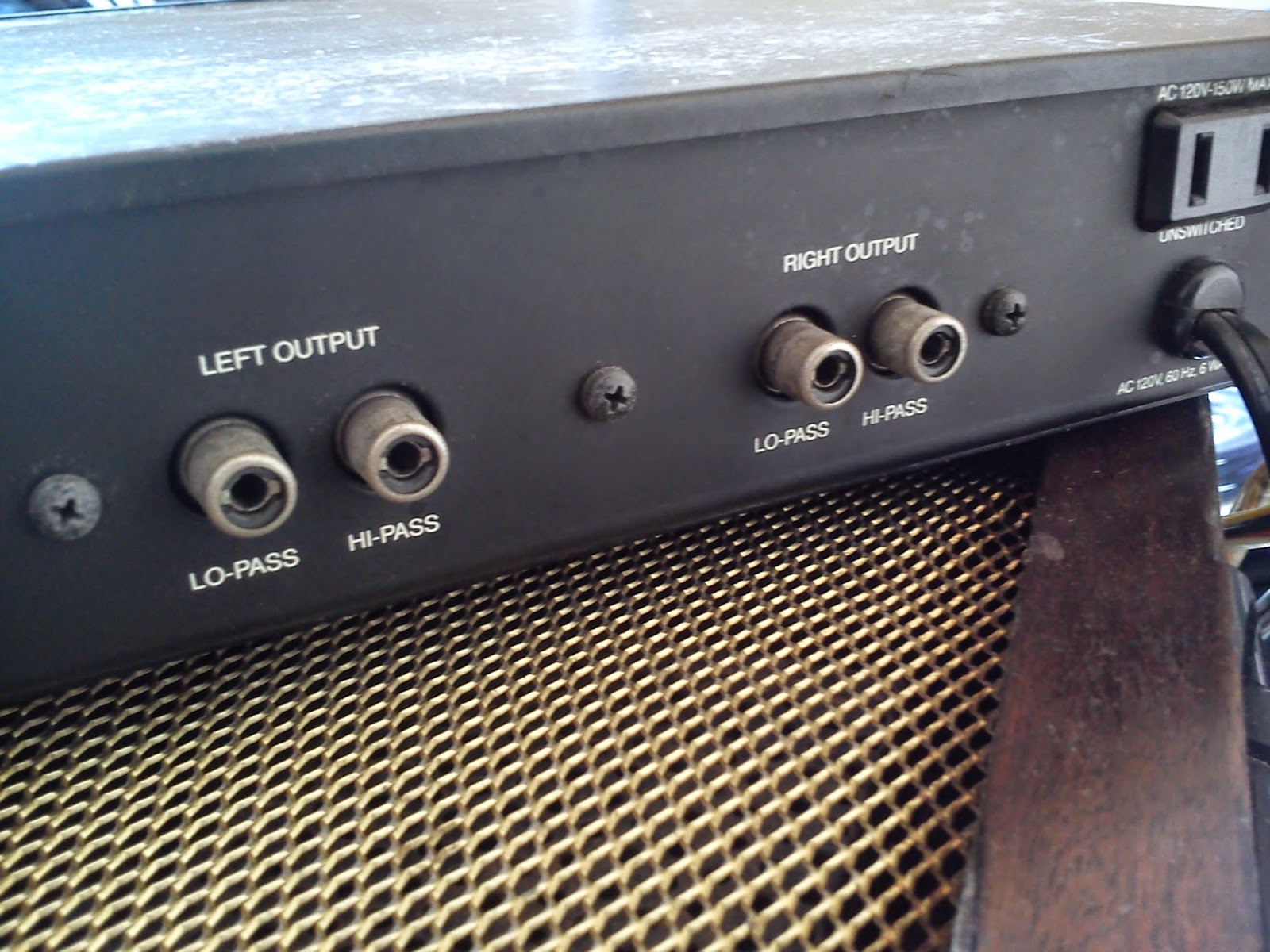 FIGOAUDIO GALERI AUDIO VIDEO Bi Amplifier ADS C2000 Crossover