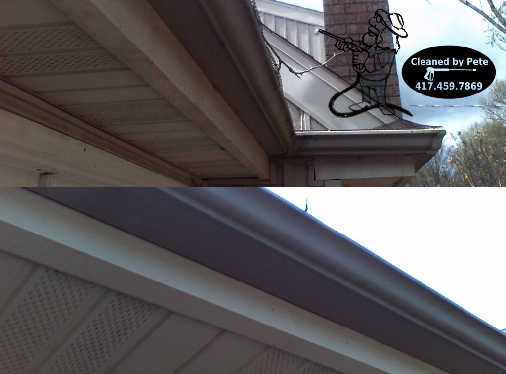 House Washing Springfield MO. Cleaned by Pete mobile contract cleaners