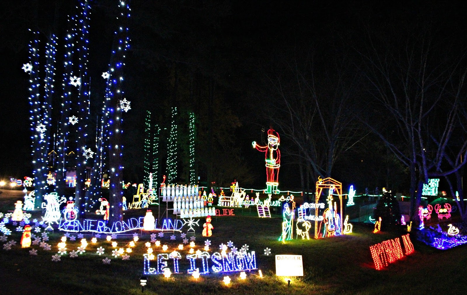 carolina on my mind Raleigh Trolley Holiday Lights Tour