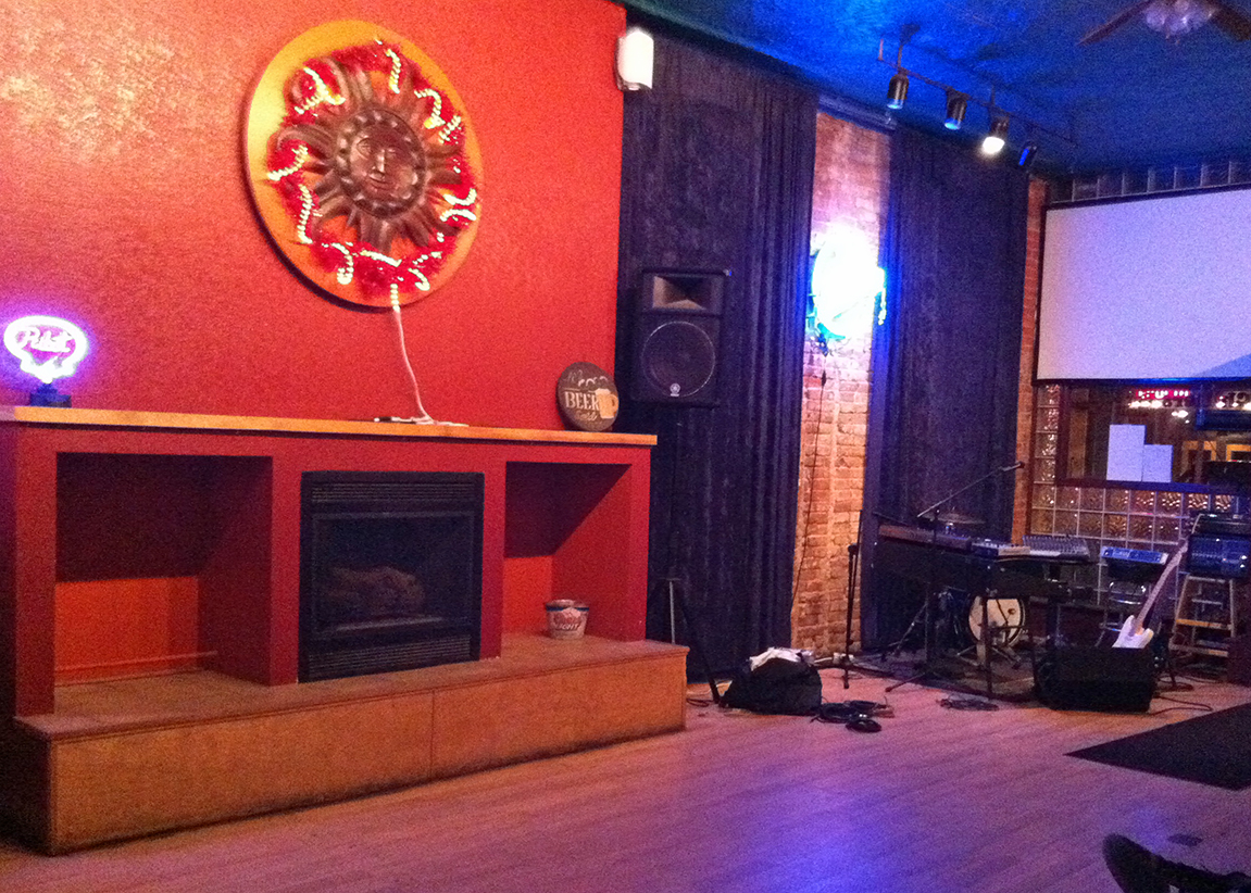 Bar Comber Chillers Bar & Grill Loveland