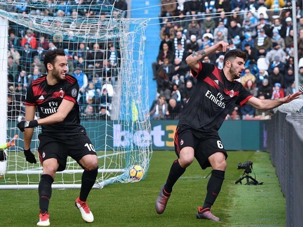 Hasil Pertandingan SPAL vs AC Milan : 0 - 4 http://www.liputanskor.com/