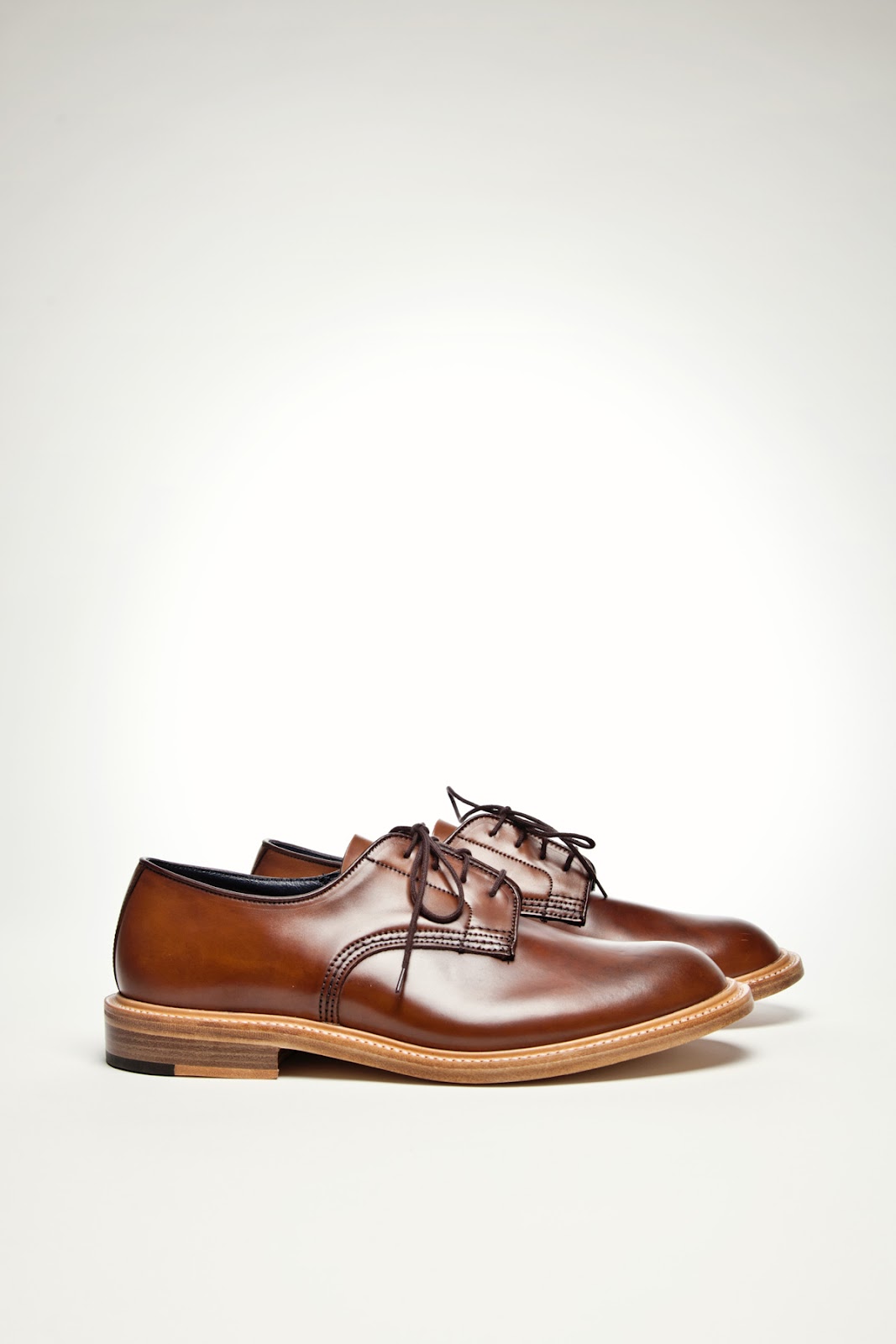 WEAR DIFFERENT: Tricker's X Très Bien Teck Cordovan Derby