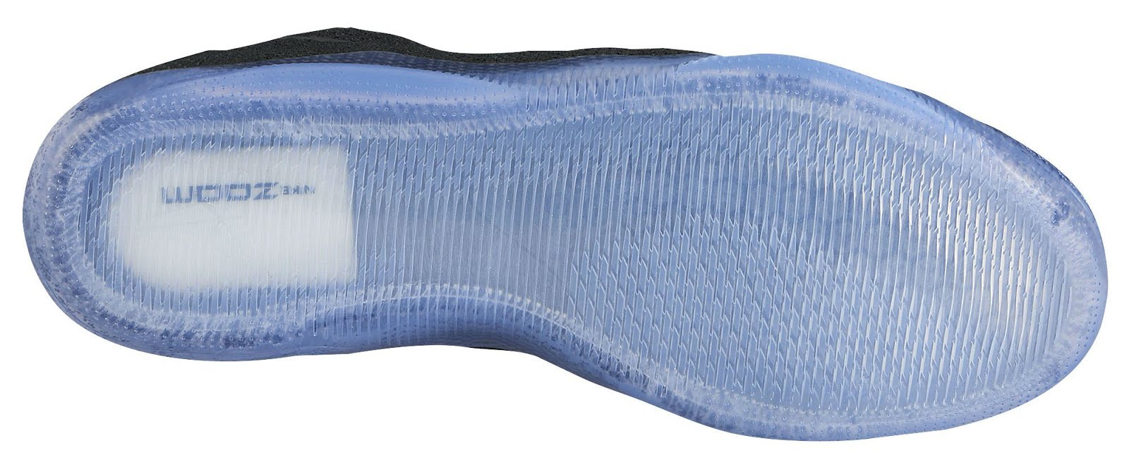 kobe 11 elite low space