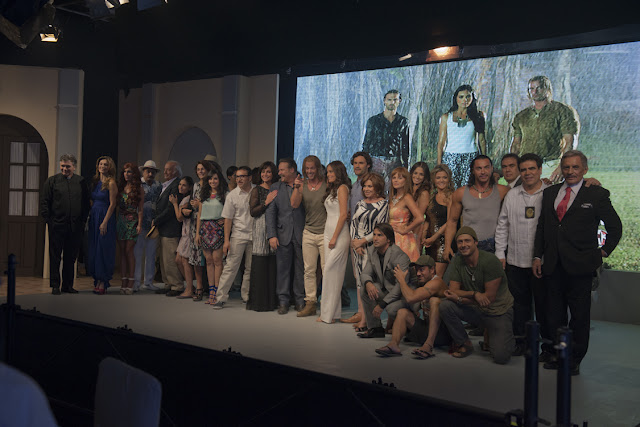 foto presentacion prensa telenovela la tempestad