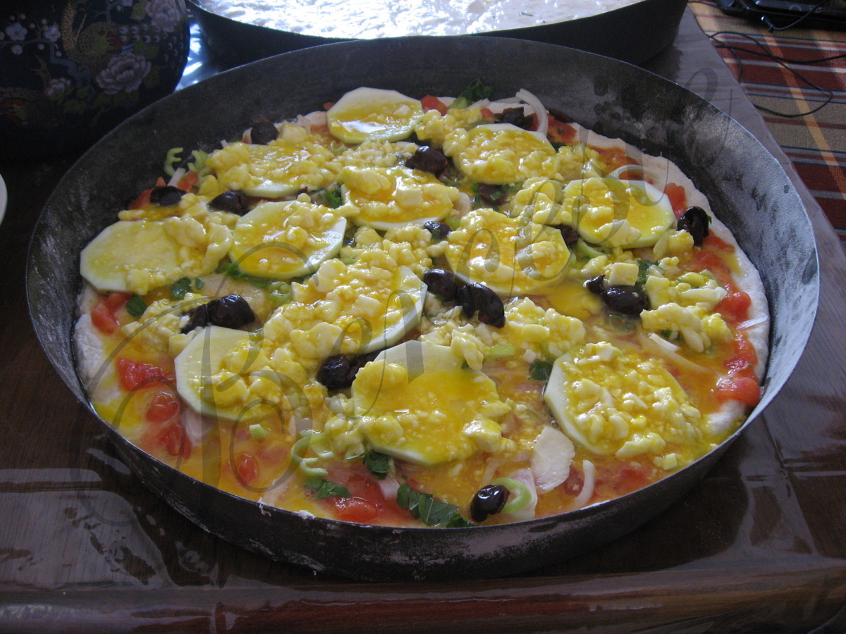 Pizza Taşı ile Pizza Denemesi Pizza Taşı ile Pizza Denemesi