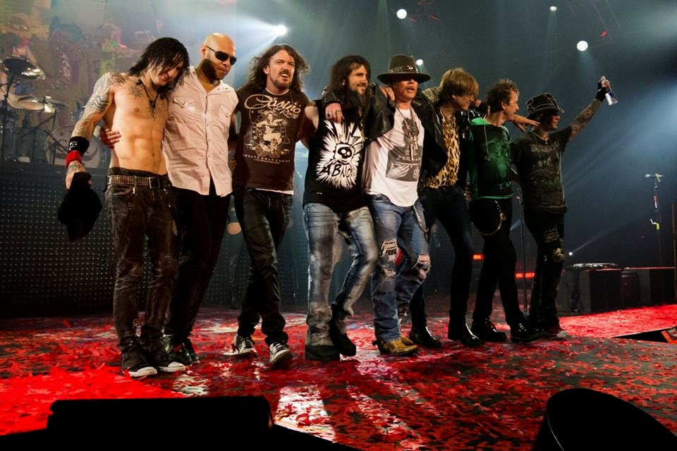 hennemusic: VIDEO: Guns N' Roses premiere Welcome To The Jungle from new  live DVD