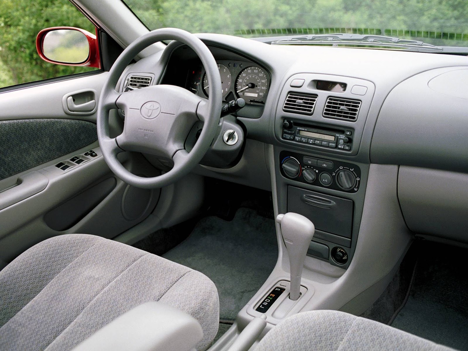 Toyota Corolla 1999 - o primeiro nacional: fotos e consumo