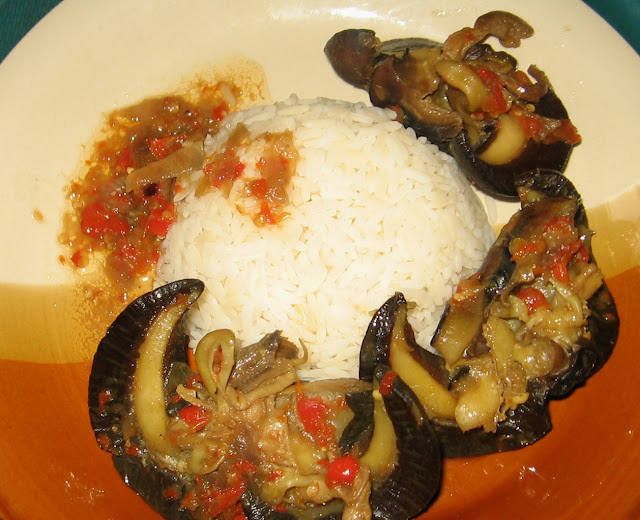[Image: snails,spring+rolls,+food+makeover+025.JPG]