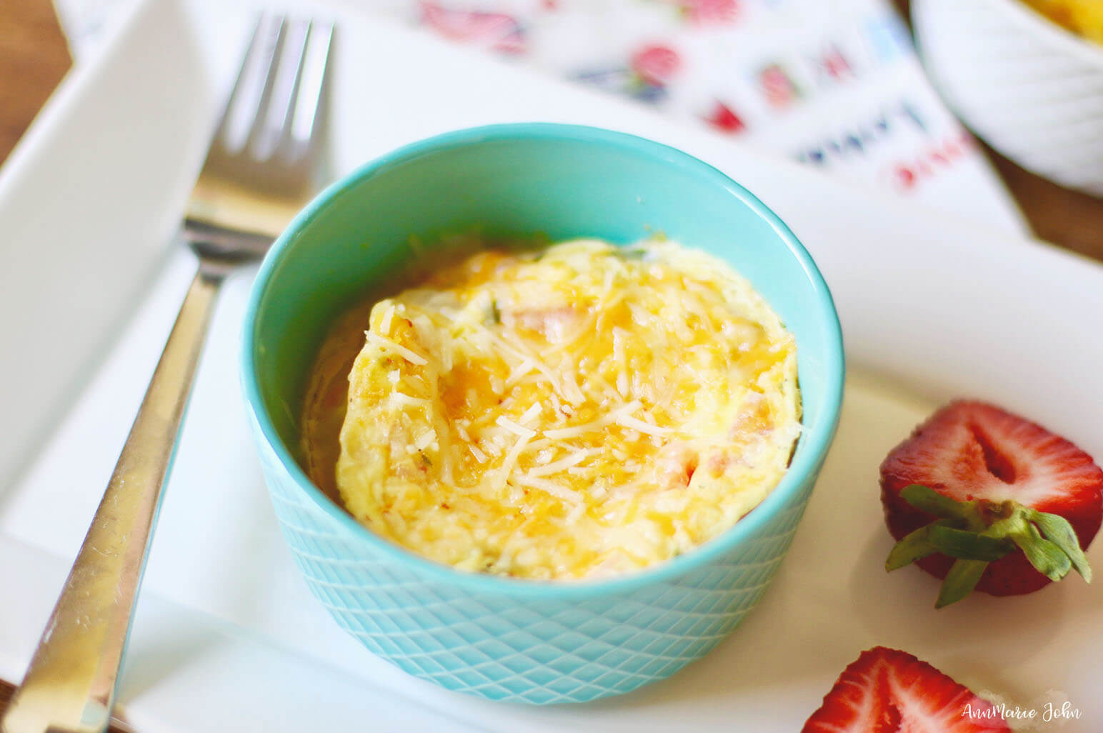 3 Reasons to Not Skip Breakfast & 1 Minute Veggie Egg Breakfast Bowl