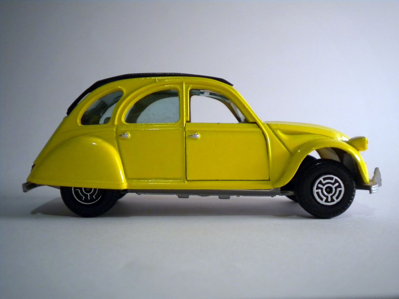 Juguetes Jugados Murcianos: La Colección