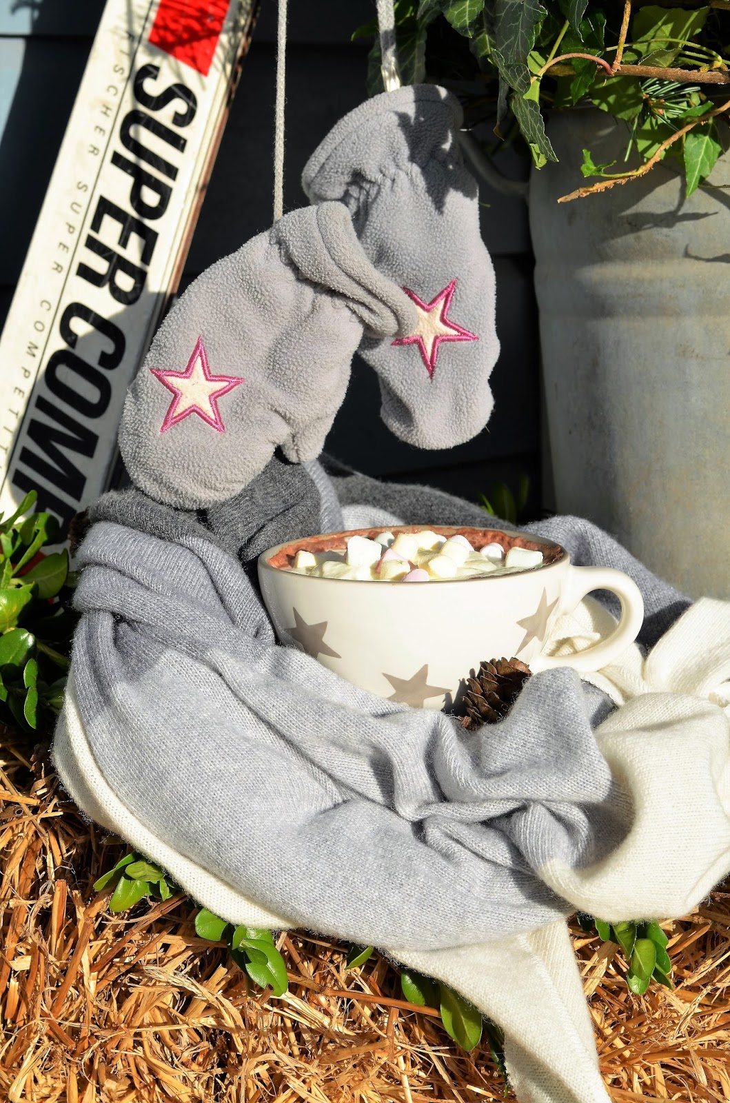 Easy Peasy DIY black or white 2.0 - Deko-Hus