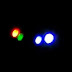 UFO OVNI: Mulher grava ovni multicolorido próximo à residência