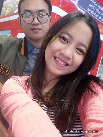 Iqbal Taufik dan Istrinya Devi Erianty Listia