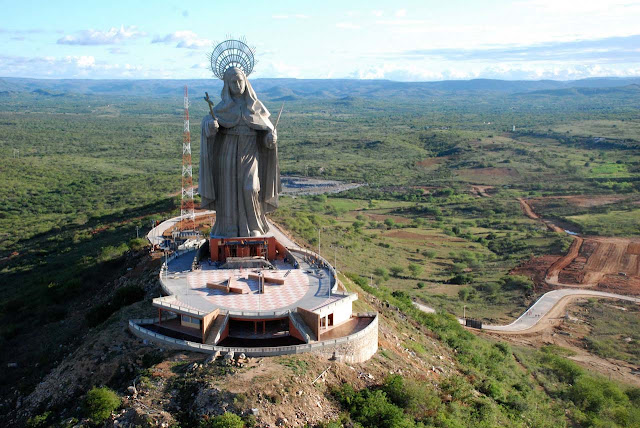 Estátua de Santa Rita de Cássia - Santa Cruz - RN