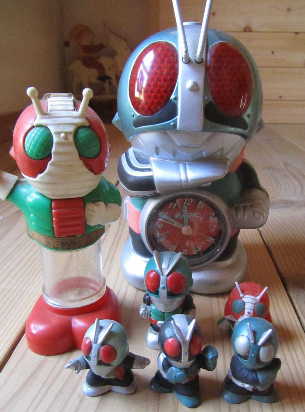 昭和仮面ライダー 40周年記念目覚まし時計 仮面ライダー 目覚まし 40